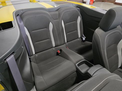 Used 2017 Chevrolet Camaro LT w/ Technology Package image 20