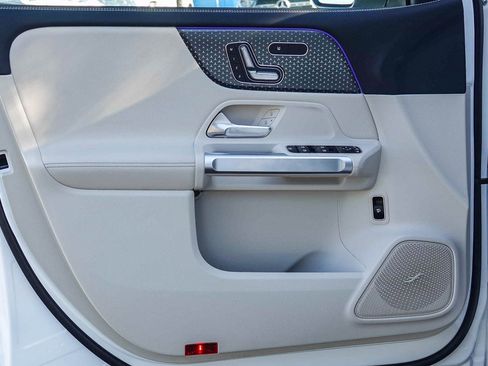 Certified 2024 Mercedes-Benz EQB 350 4MATIC SUV image 20