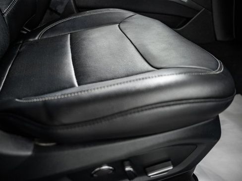 Certified 2020 Ford Explorer Limited image 38