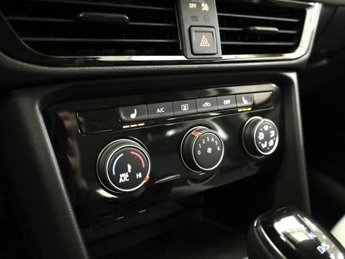 New 2026 Volkswagen Taos S image 19