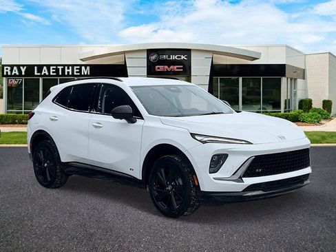 Used 2026 Buick Envision Sport Touring image 7