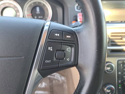 Used 2013 Volvo S60 T5 image 17