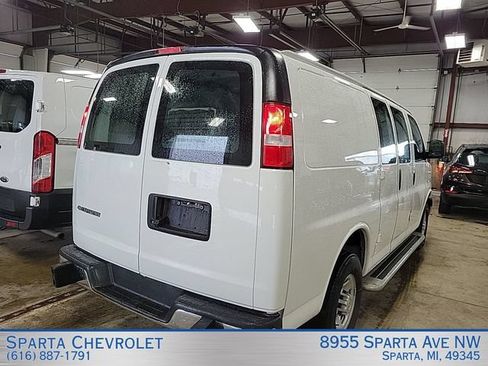 Used 2024 Chevrolet Express 2500 w/ Driver Convenience Package RWD image 4