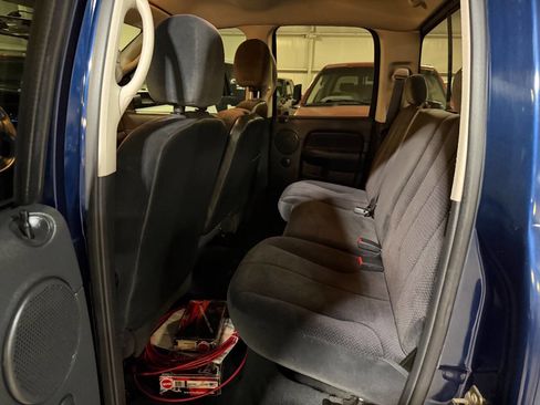 Used 2005 Dodge Ram 2500 Truck SLT w/ Quad Cab Big Horn Value Group image 46