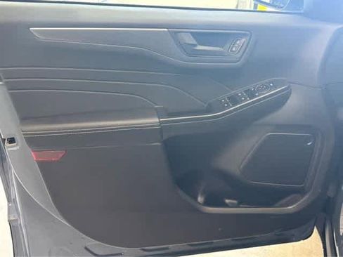 New 2025 Ford Escape Active w/ Cold Weather Package image 12