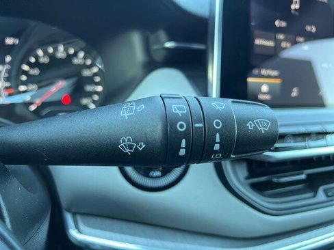 Certified 2024 Jeep Compass Limited image 23