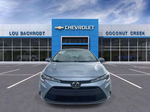 Used 2024 Toyota Corolla LE image 3