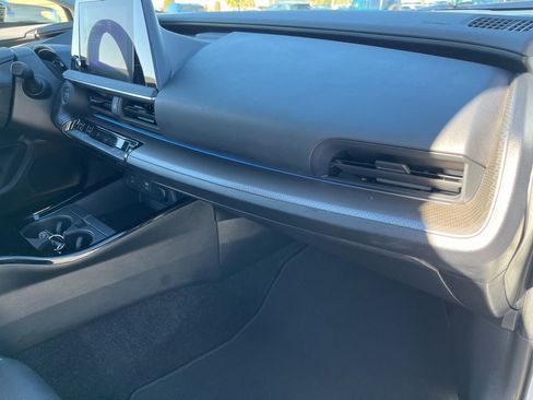 Used 2024 Toyota Prius XLE image 29