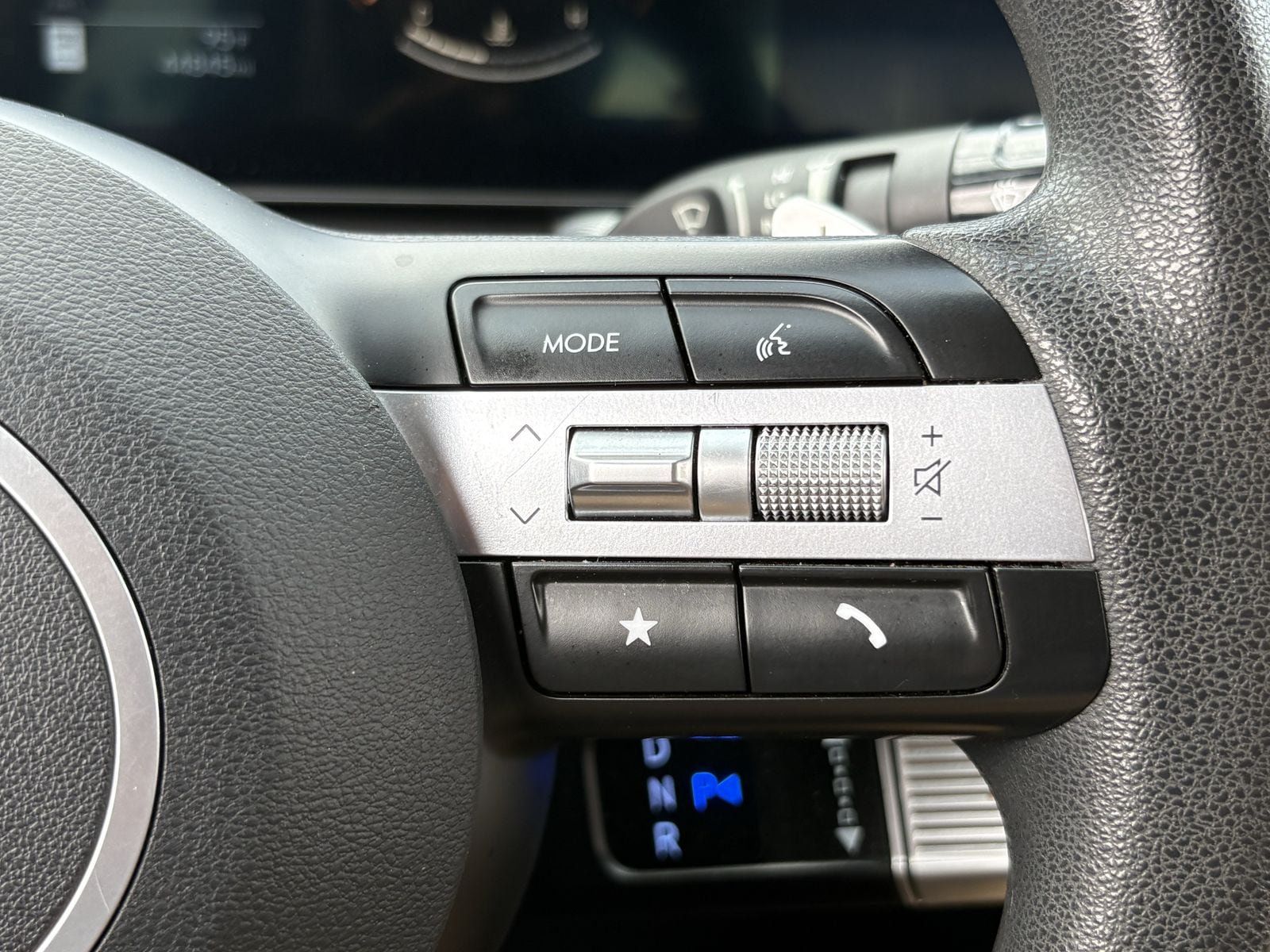 Used 2025 Hyundai Sonata SEL FWD image 39
