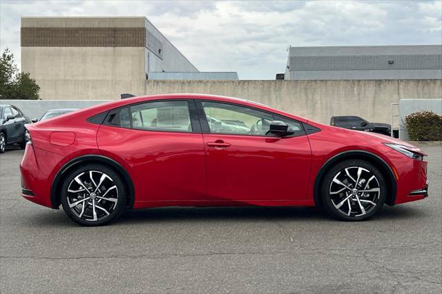 Certified 2024 Toyota Prius Prime FWD image 6