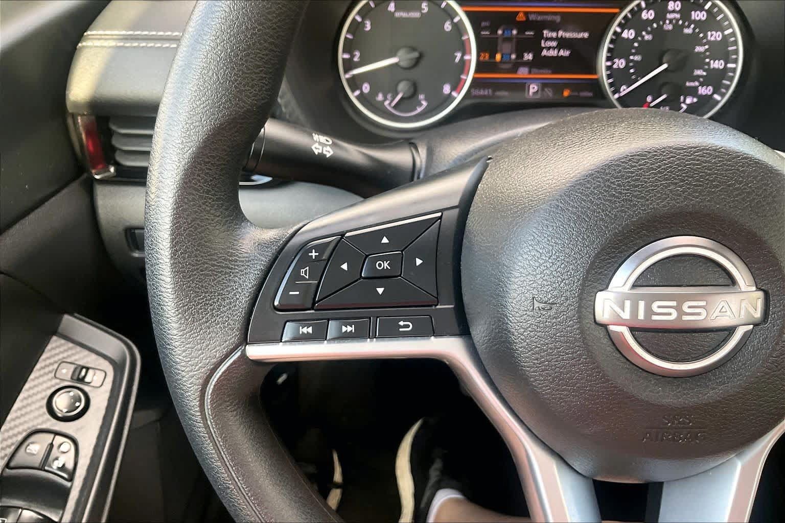 Used 2024 Nissan Sentra SV FWD image 23