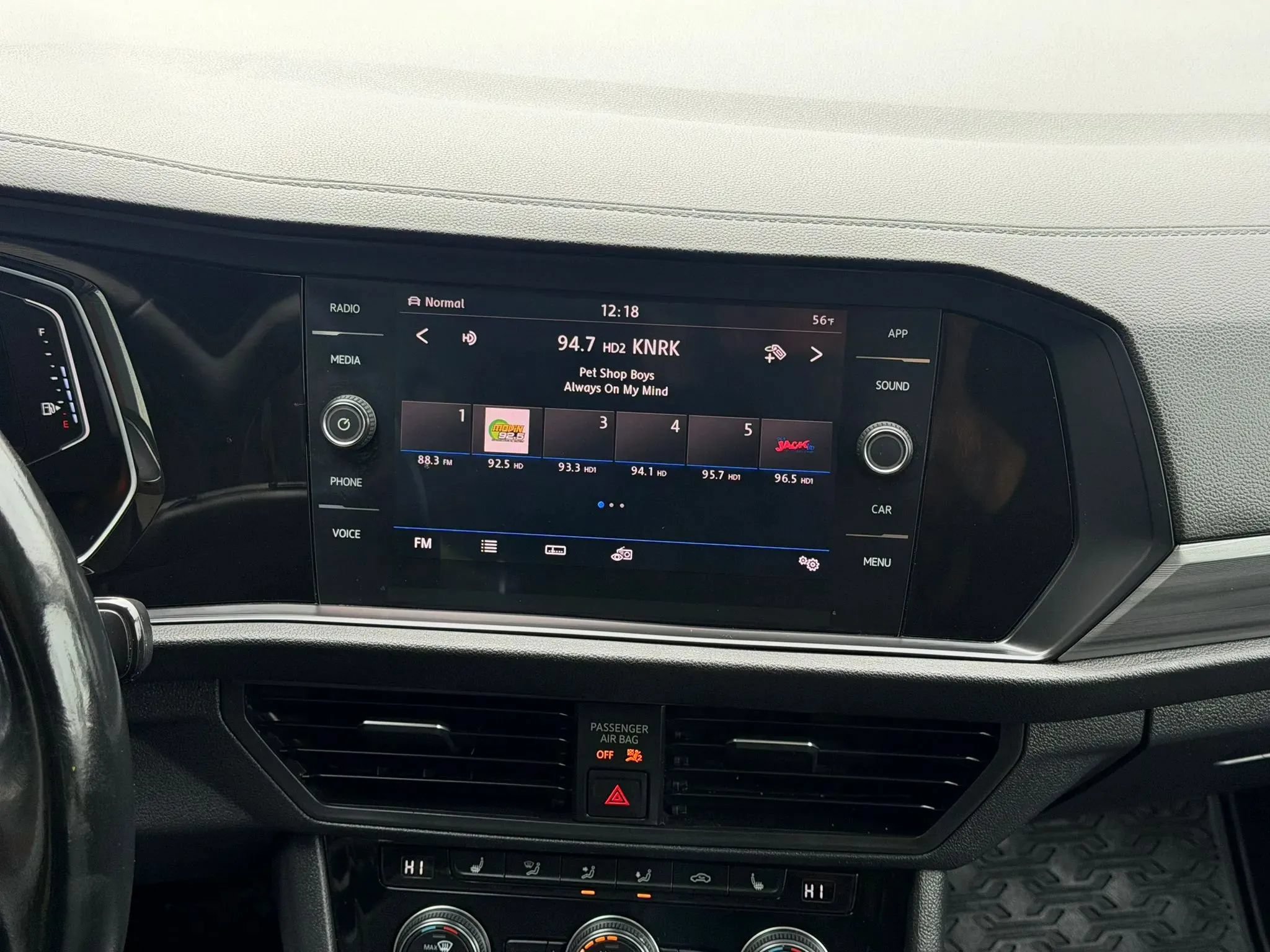 Used 2019 Volkswagen Jetta SEL FWD image 20