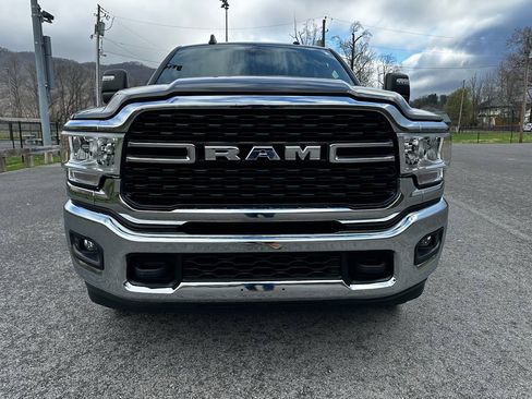 Used 2024 RAM 2500 Big Horn image 10