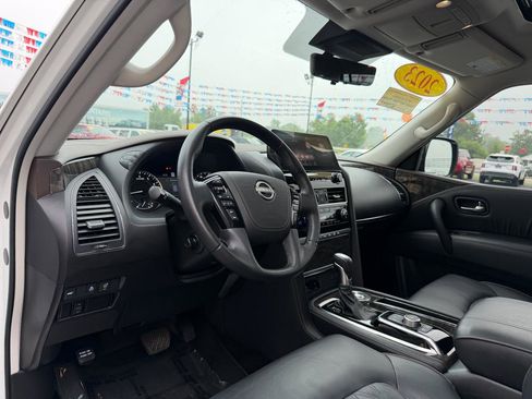 Used 2023 Nissan Armada Platinum w/ Captain's Chairs Package RWD image 14