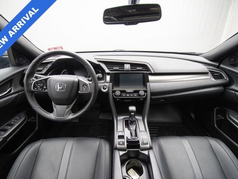 Used 2018 Honda Civic EX-L image 10