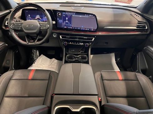 Used 2024 Chevrolet Traverse RS w/ LPO, Floor Liner Package image 23