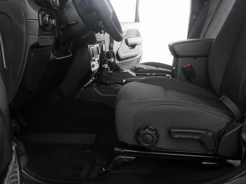 New 2026 Jeep Wrangler Unlimited Rubicon image 15