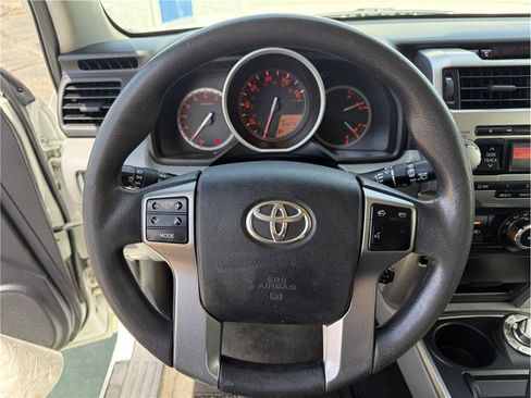 Used 2013 Toyota 4Runner SR5 w/ Convenience Pkg AWD/4WD image 23