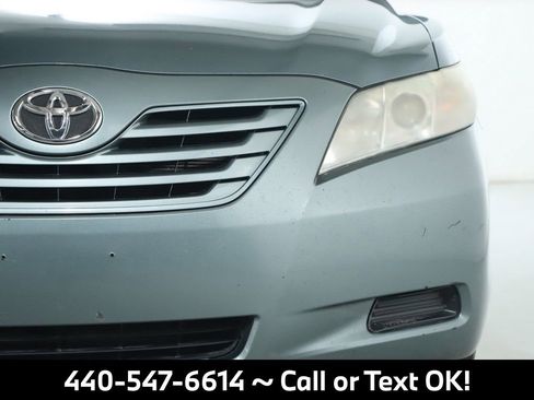 Used 2009 Toyota Camry LE image 16
