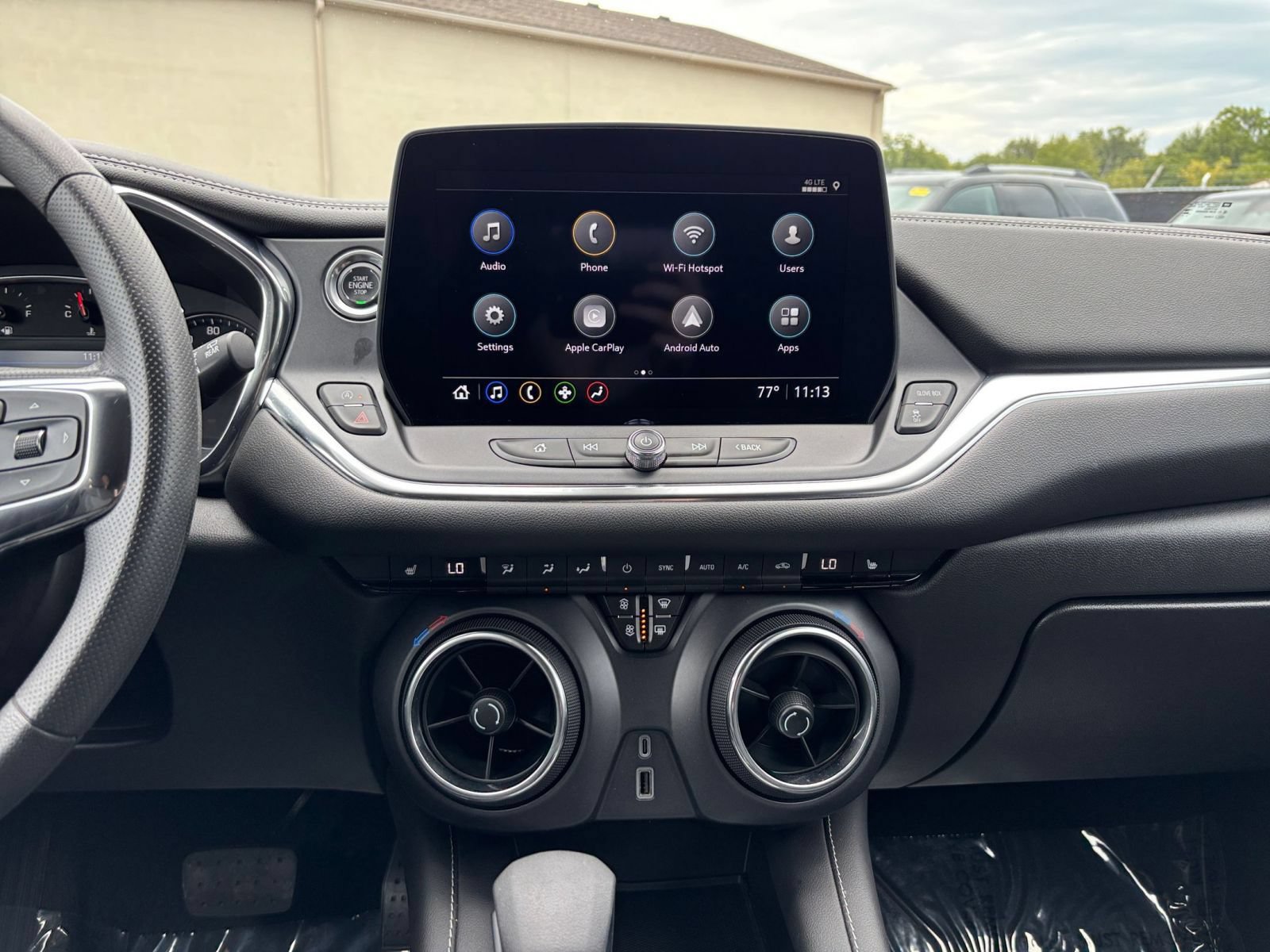 Used 2025 Chevrolet Blazer LT FWD image 20