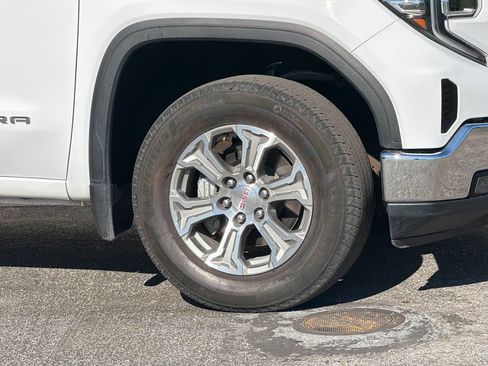 Used 2025 GMC Sierra 1500 SLT RWD image 25