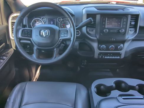 Used 2021 RAM 5500 Tradesman w/ Chrome Appearance Group RWD image 14