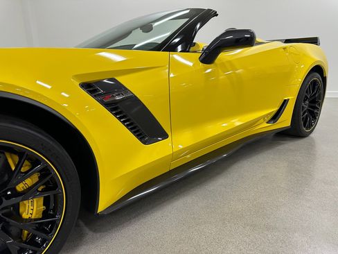 Used 2016 Chevrolet Corvette Z06 w/ C7.r Special Edition image 26