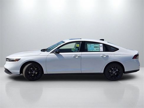 New 2025 Honda Accord SE image 7