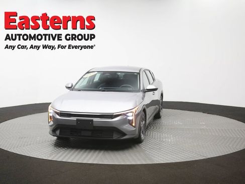 Used 2025 Kia K4 FWD image 52