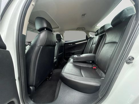 Used 2016 Honda Civic EX-L image 2