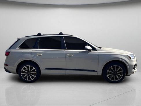 Used 2023 Audi Q7 2.0T Premium Plus AWD/4WD image 4