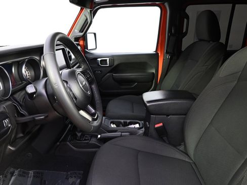 Used 2023 Jeep Wrangler Unlimited Sport image 13