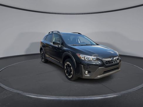 Used 2021 Subaru Crosstrek 2.0i Premium w/ Popular Package #3 AWD/4WD image 2