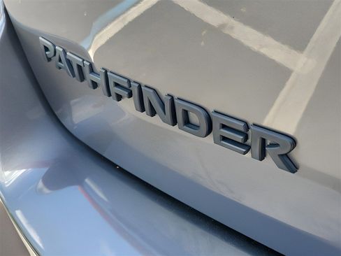 Used 2020 Nissan Pathfinder SL AWD/4WD image 30