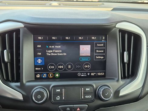 Certified 2023 GMC Terrain SLT FWD image 12