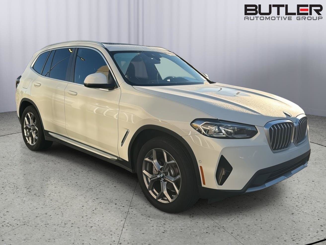 Used 2024 BMW X3 sDrive30i w/ Convenience Package RWD image 8