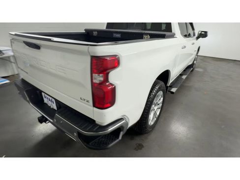Used 2022 Chevrolet Silverado 1500 LTZ w/ LTZ Premium Texas Edition AWD/4WD image 8