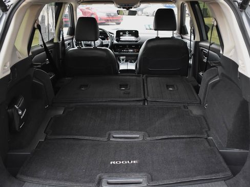 Used 2023 Nissan Rogue Platinum w/ Platinum Premium Package image 19