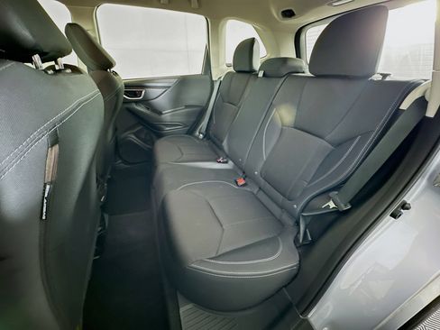 Used 2021 Subaru Forester image 25