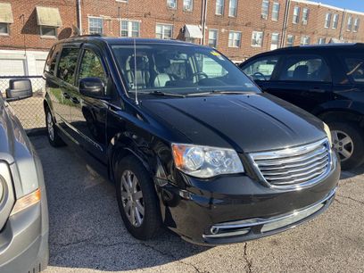 Used 2014 Chrysler Town & Country Touring