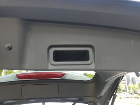 Certified 2025 Nissan Rogue S AWD/4WD image 9