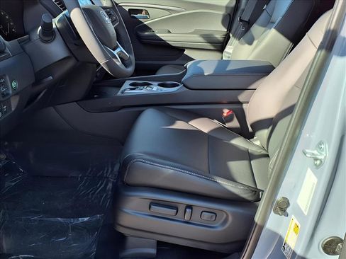 New 2026 Honda Ridgeline RTL image 13