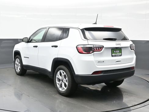 New 2025 Jeep Compass Sport image 4