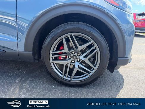 Used 2025 Ford Explorer ST w/ Sun And Sound Package AWD/4WD image 10