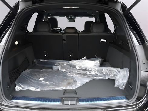 Used 2025 Mercedes-Benz GLE 350 4MATIC image 16