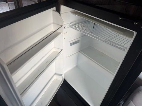 Used 2018 Mercedes-Benz Sprinter 3500 image 14