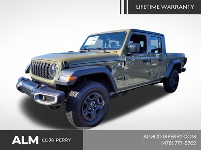 New 2026 Jeep Gladiator Sport