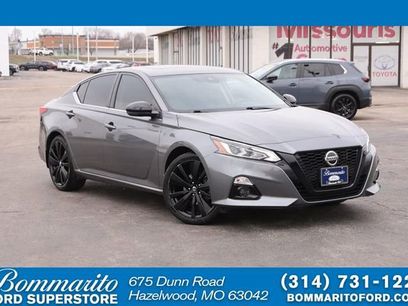 Used 2022 Nissan Altima 2.5 SR w/ Midnight Edition Package