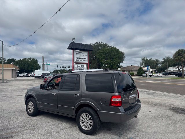 Used 2014 Ford Expedition Limited w/ Equipment Group 301A RWD image 4