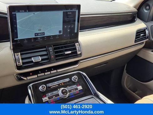 Used 2022 Lincoln Navigator L Reserve AWD/4WD image 26